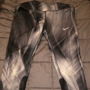 Nike Dri-fit work out leggings